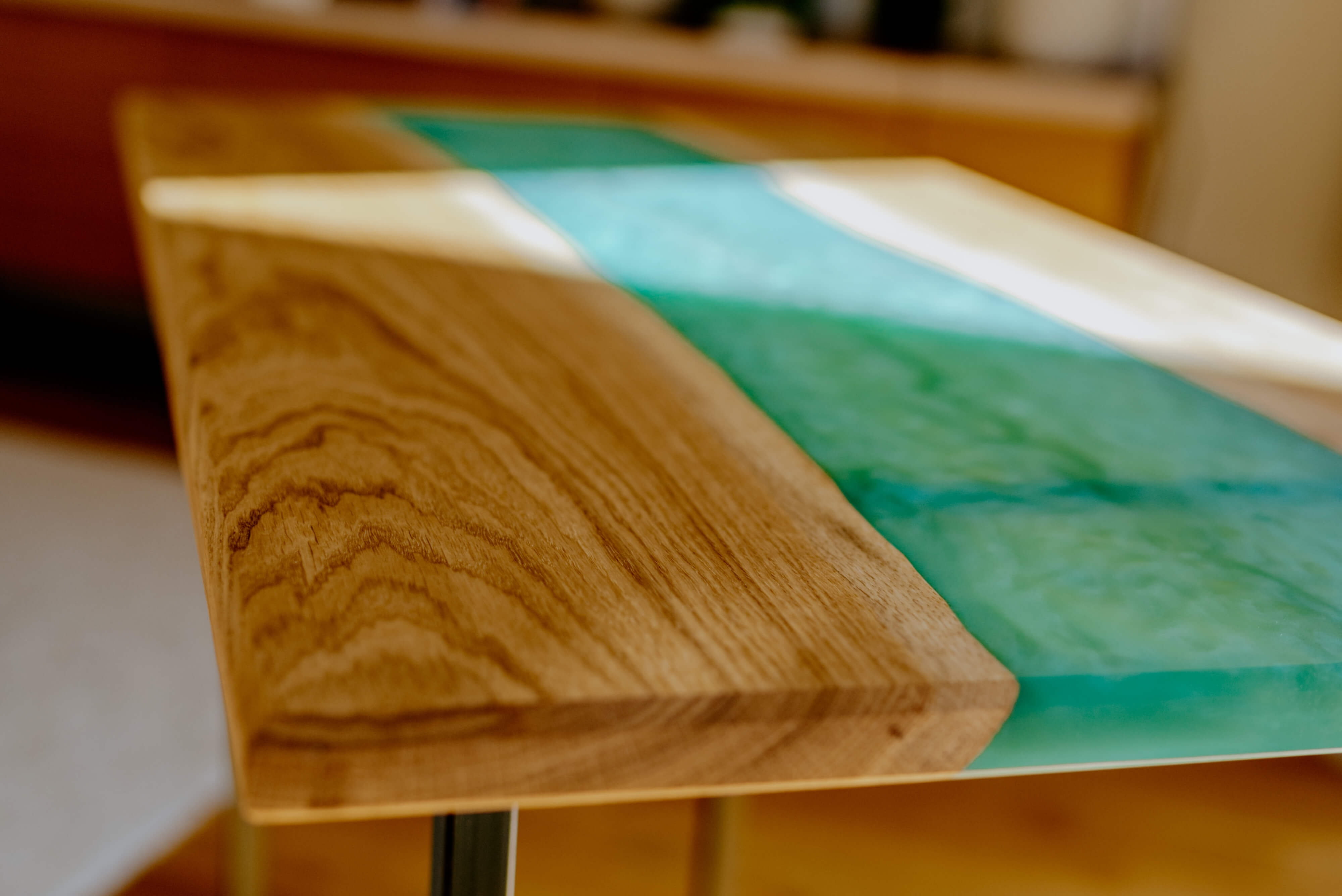 Wie lässt sich Holz in Epoxidharz eingießen Holzfarben Hahn